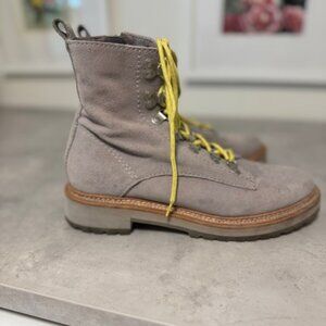 Dolce Vita zip up grey boots
